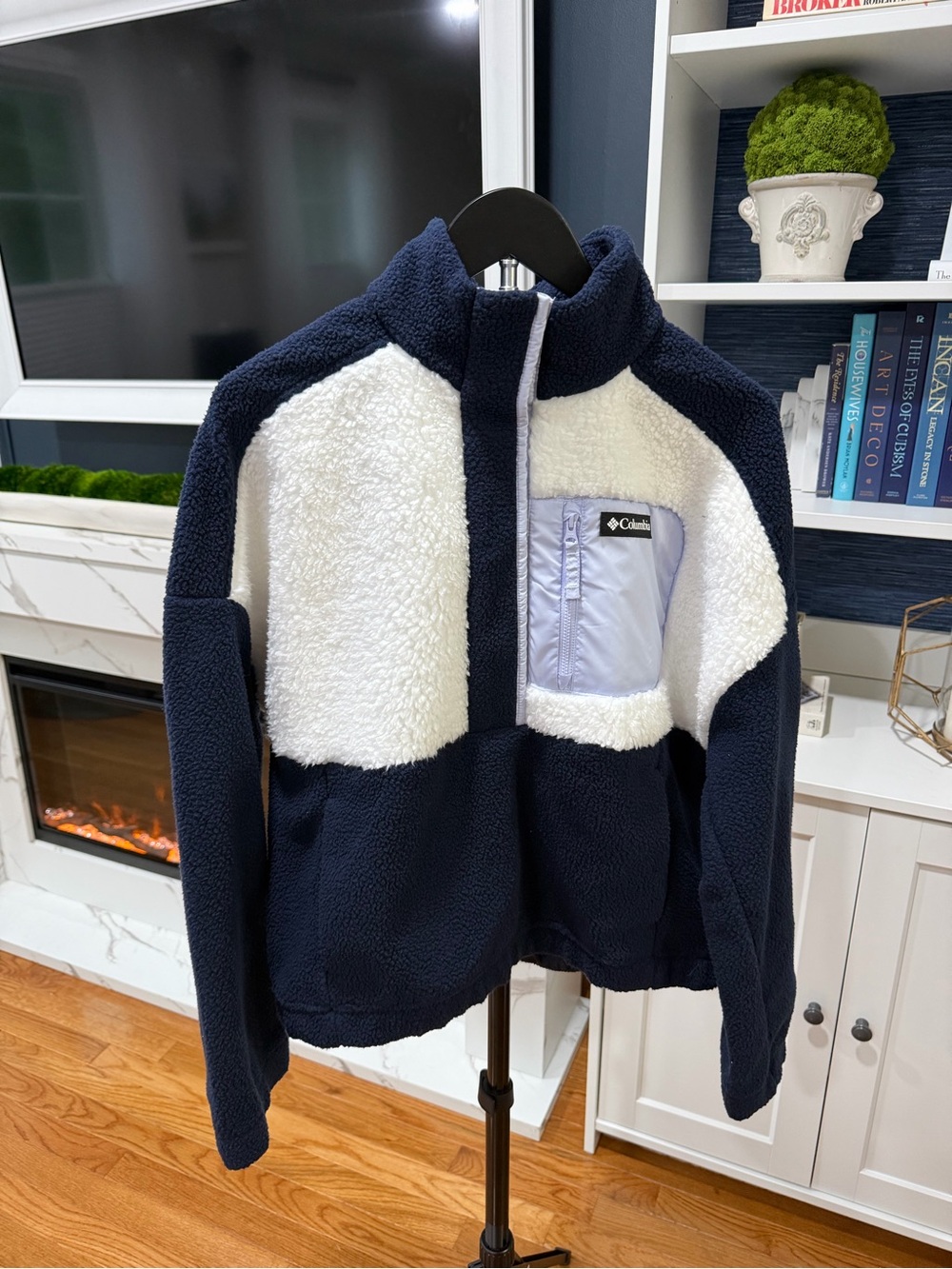 Columbia Fleece Pullover - Medium